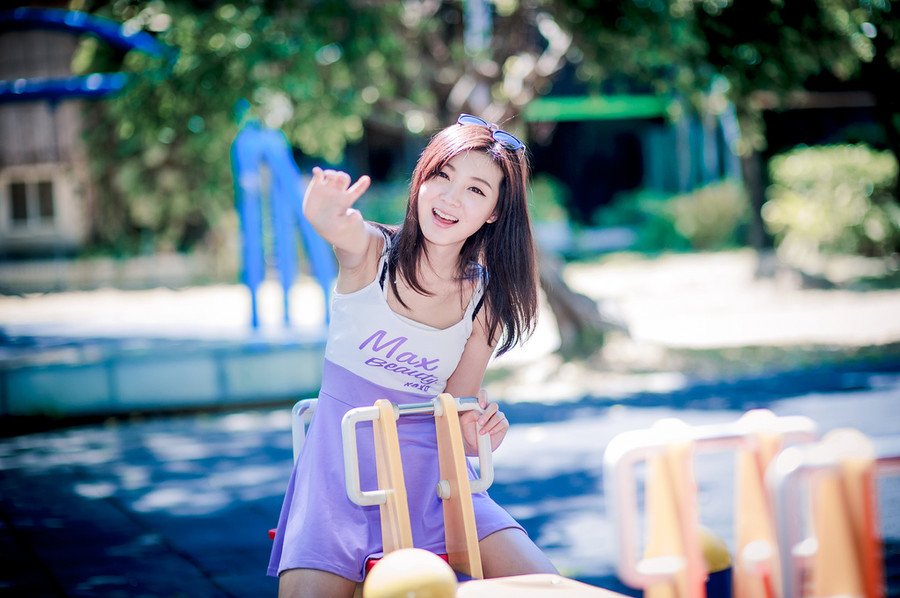 不要随便遇到一个人就对她掏心掏肺的，在你看来，她是朋友，在她看来，你是傻子。